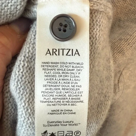 EUC Aritzia Wilfred Cashmere-Blend Cardigan sz MEDIUM - Picture 7 of 11